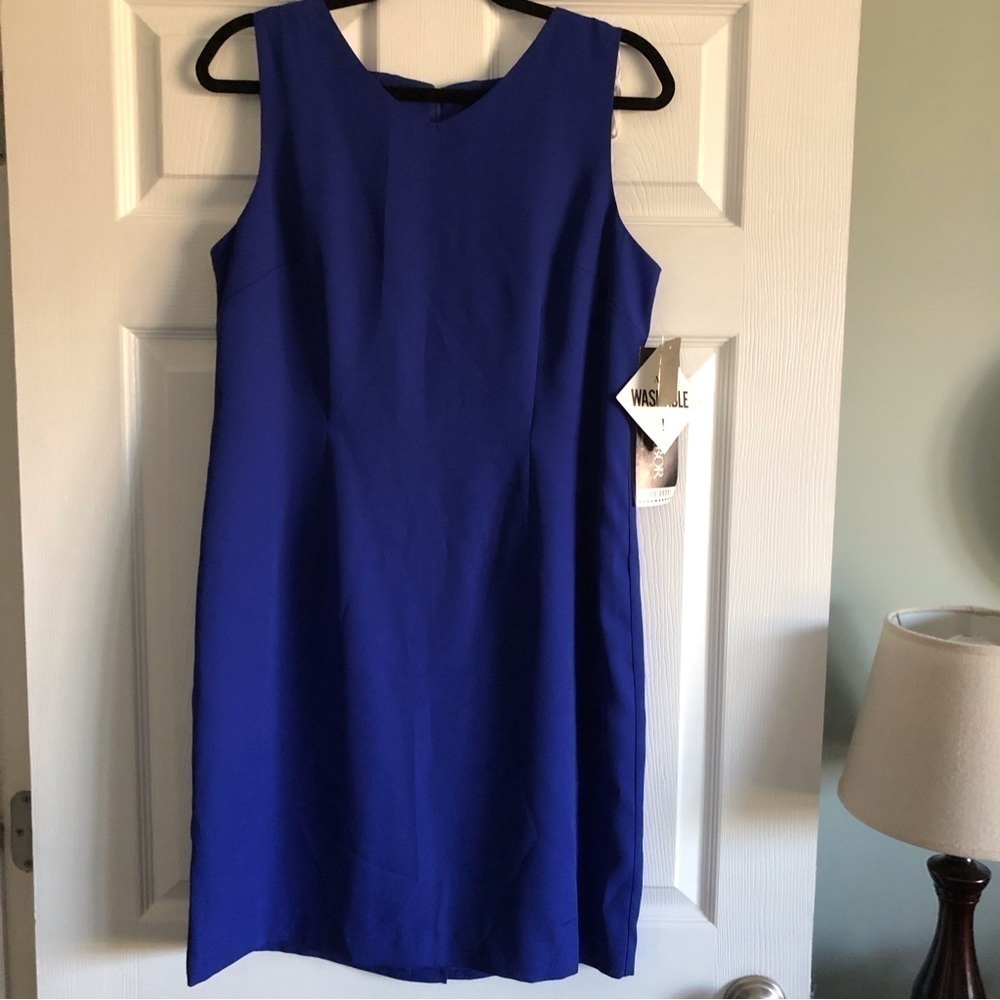 Vintage Sag Harbor royal blue career dress in size 12P washable